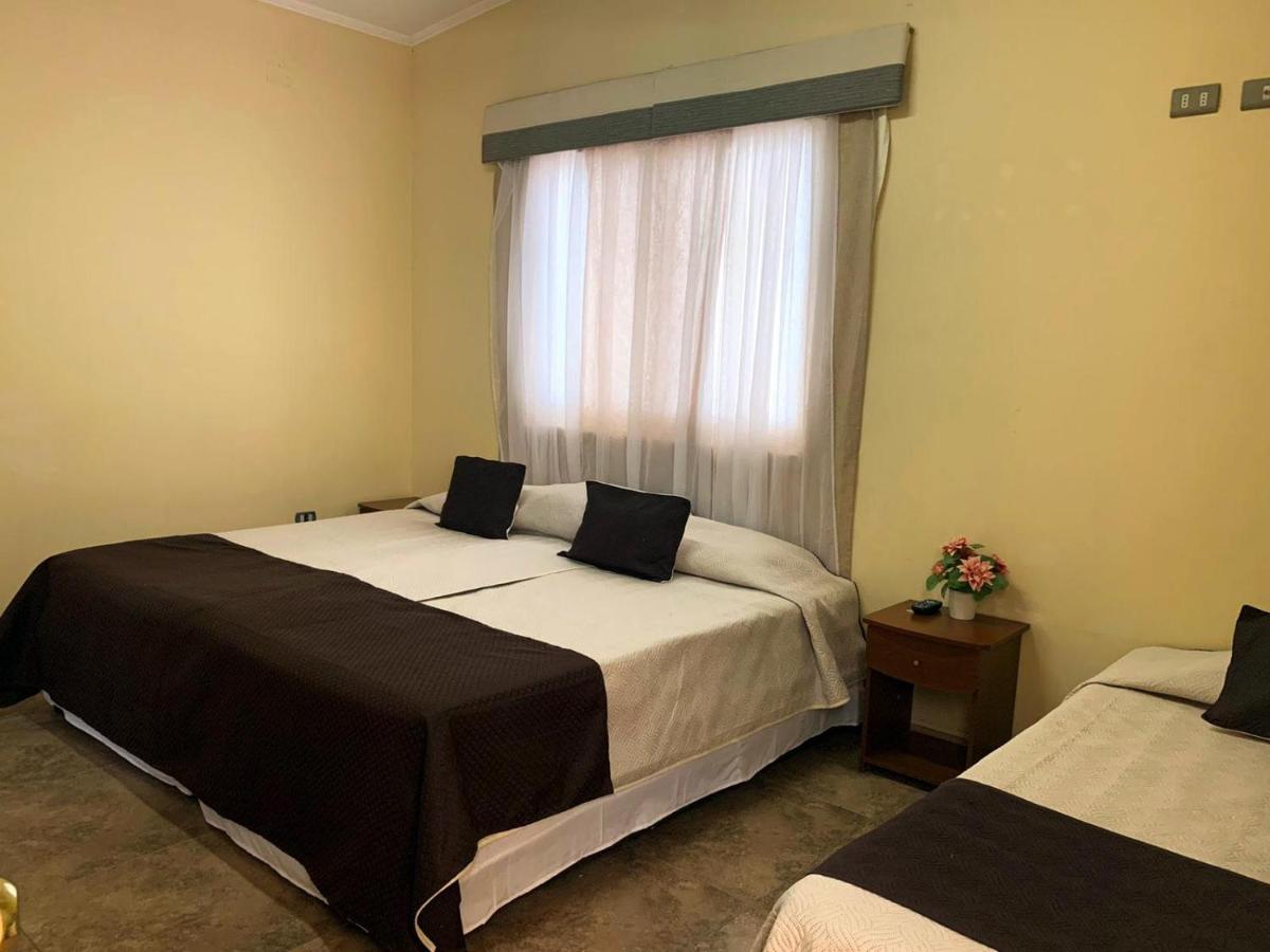 Juku Hostal Calama Kültér fotó
